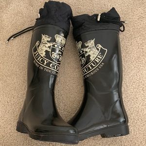 Juicy Couture rain boots & socks